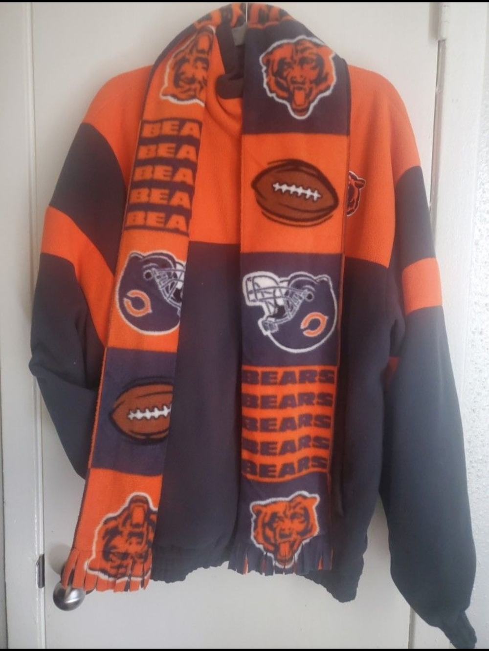 Chicago Bears Orange and Navy Team Scarf and Jacket Set